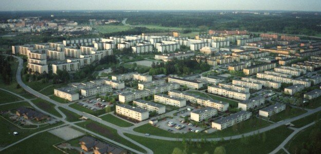 Rinkeby 1988, inte mycket har ändrats. Foto:Holger Ellgaard